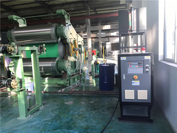 輥筒電加熱導(dǎo)熱油爐 輥筒電加熱導(dǎo)熱油爐